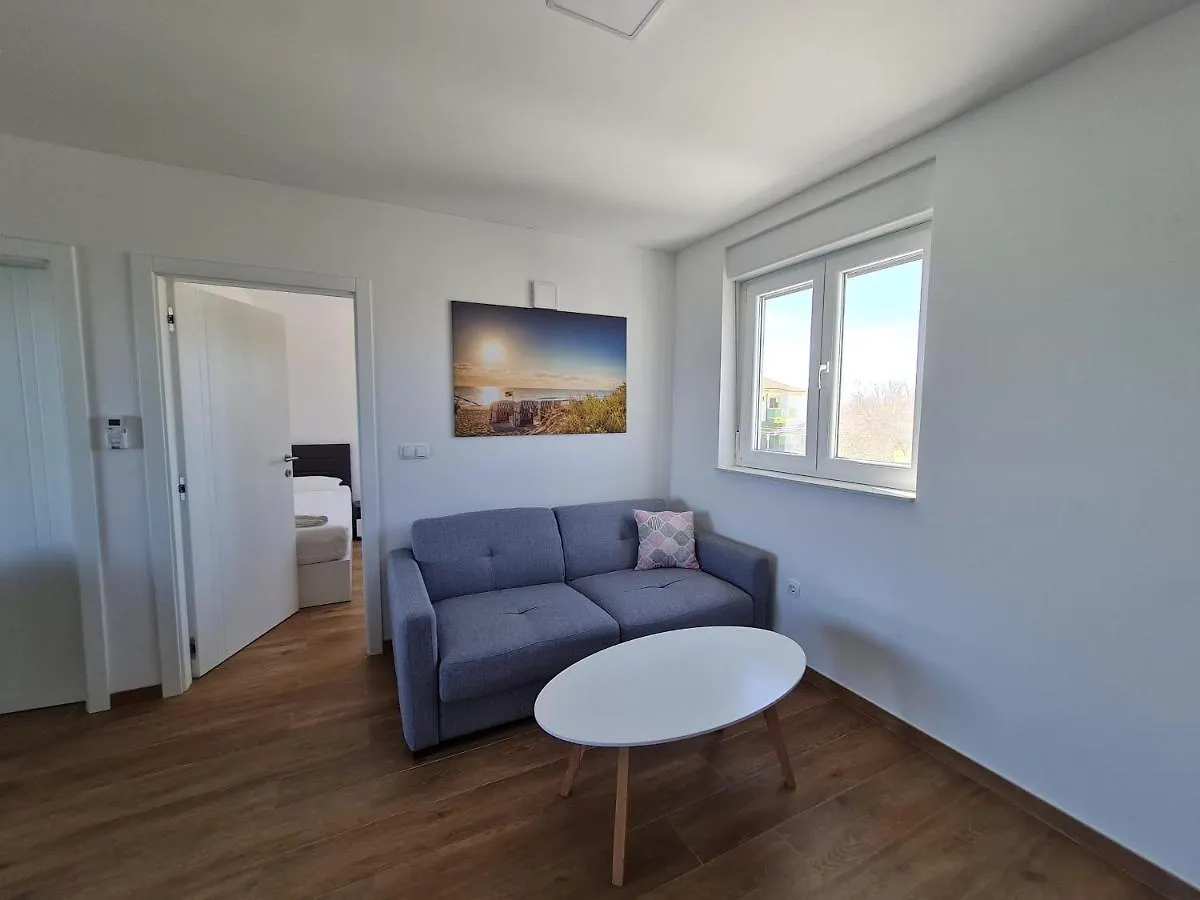 Apartmani Adria Nin 0*,  Chorvatsko